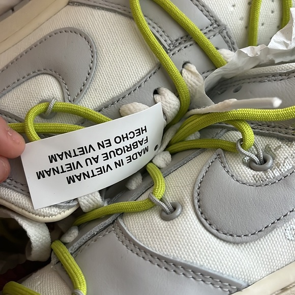 Off-white dunks lot 8. Dead stock size 6 mens 7.5 women. - Picture 9 of 9